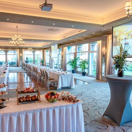 فندق The At Dromoland Newmarket-on-Fergus