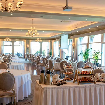 فندق The At Dromoland 3*